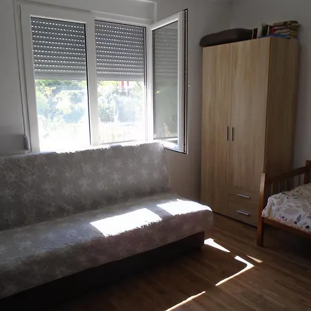 Limes Apartament *